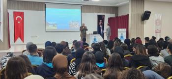 Bandırma Ali Öztaylan Anadolu ve İmam Hatip Lisesi’nde Bilim Söyleşisi